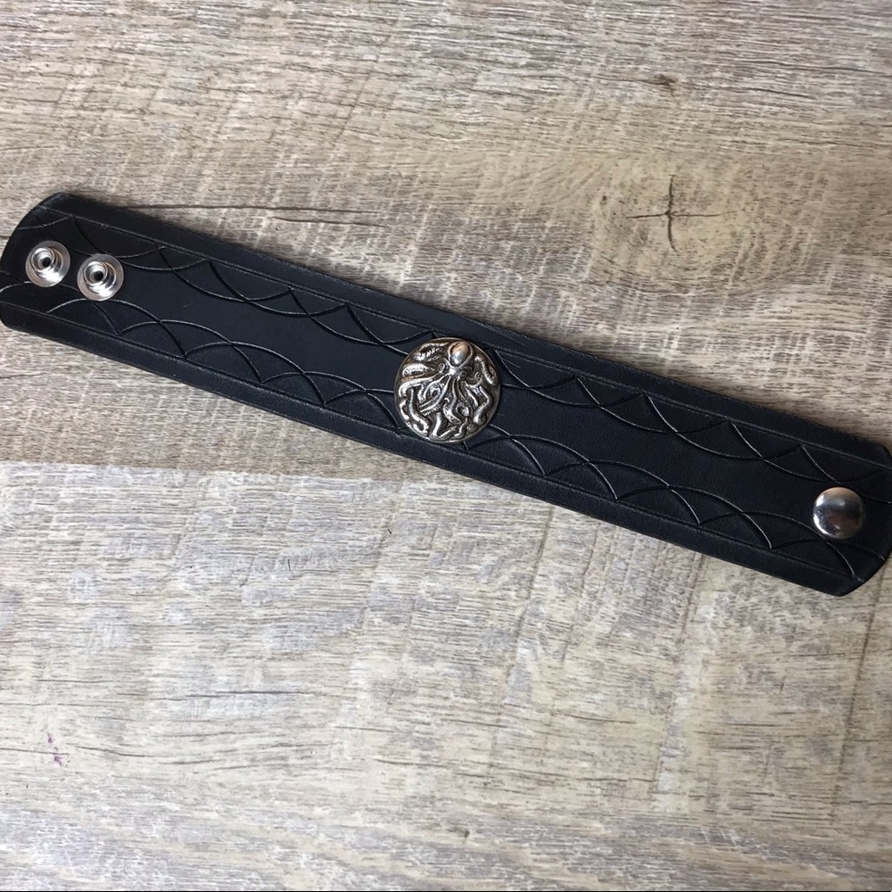 Sold-Kraken Black Leather Cuff - Picture 6 of 8